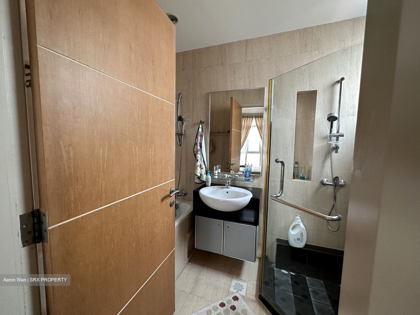 The Champagne (D14), Apartment #384532191